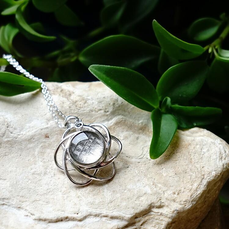 ギベオン隕石ダマスカス鋼ペンダント