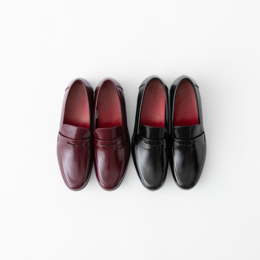 chausser（ショセ） トラベルシューズ バイ ガラスレザー ローファー 