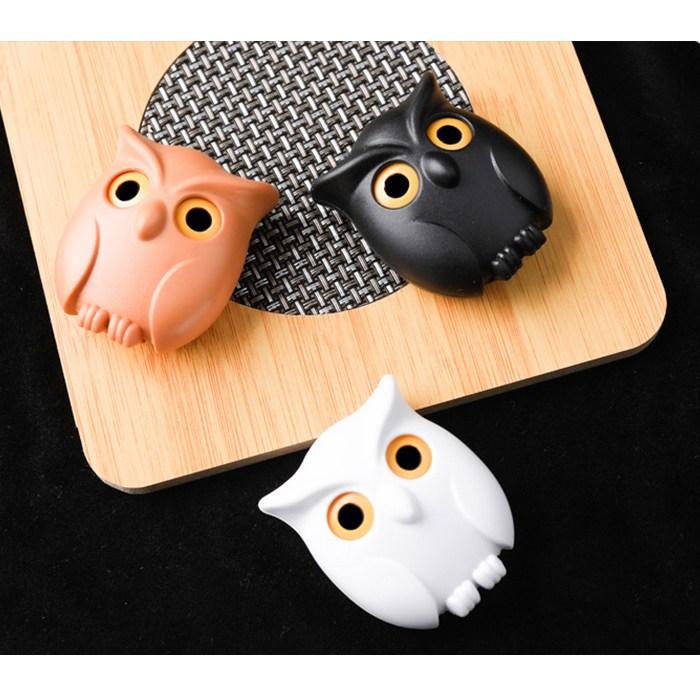 目が動く 磁石付きフクロウキーフック 鍵掛け カギ キーホルダー