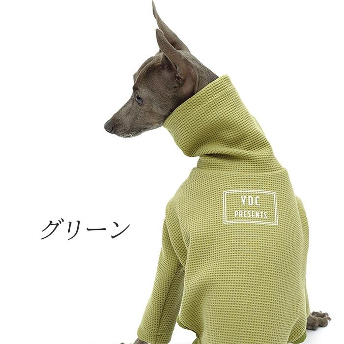 モスグリーンのロンパース　イタグレ服　犬服　ハンドメイド 新作 イタリアングレーハウンド 服 イタグレ ワッフル生地