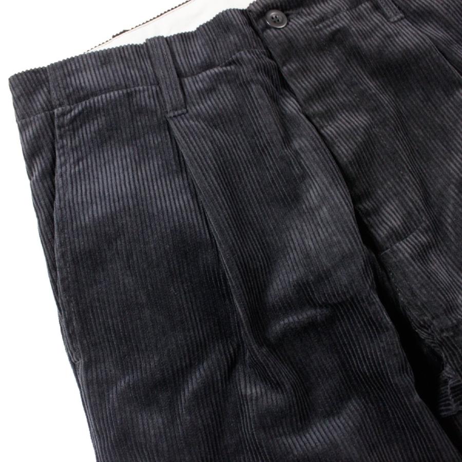 UNIVERSAL OVERALL（ユニバーサルオーバーオール） タックパンツ