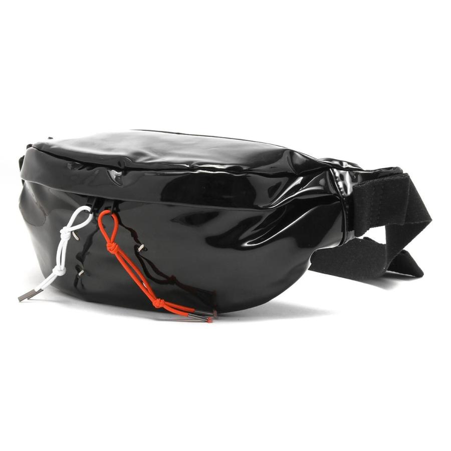 メゾンマルジェラ ボディバッグ ベルトバッグ ウエストバッグ バッグ メンズ レディース ステッチ ブラック S55wb0010 P1932 T8013 Maison Margiela Lbmms55wb0010p1932t8013 ブランドバッグ ブルーク 通販 Yahoo ショッピング