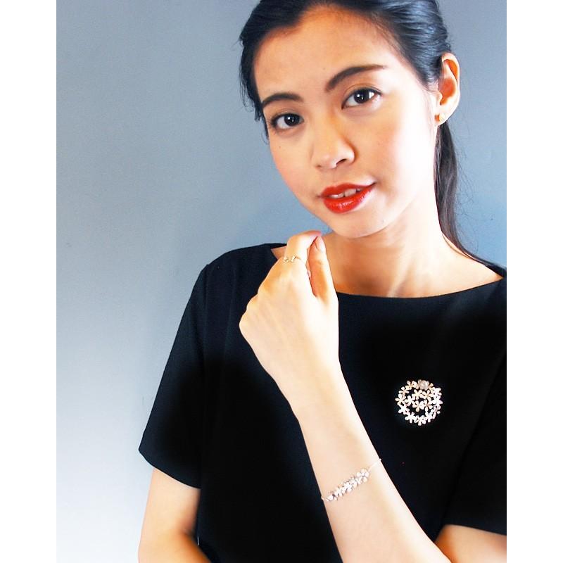 パール ブローチ おしゃれ ピンブローチ レディース あこや真珠 花