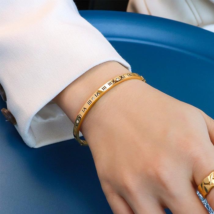 czダイヤ　ダブル　バングル　シルバー czダイヤダブルバングルシルバー czダイヤ ダブル バングル