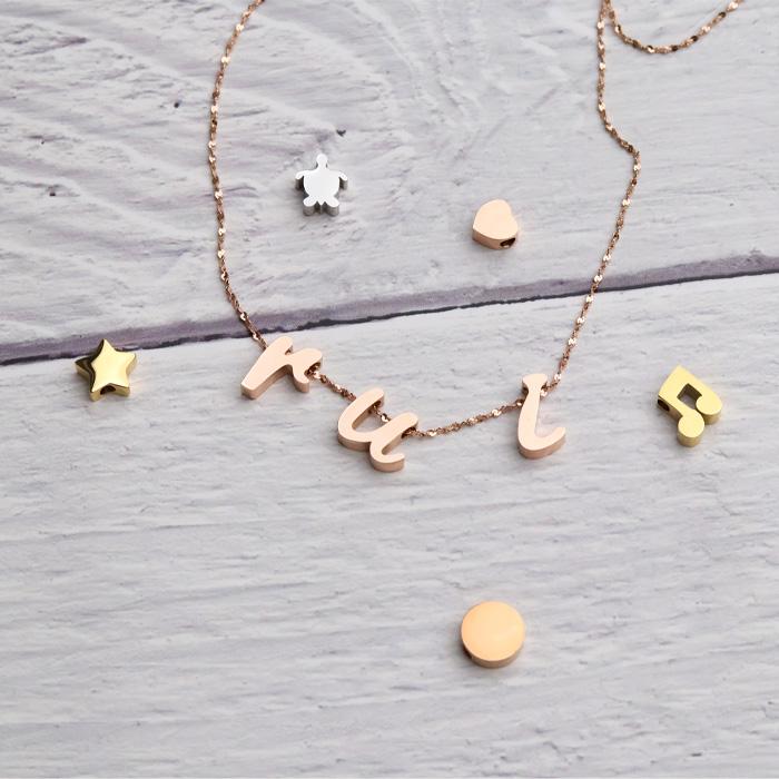 BLUE LEAF チャーム a〜t イニシャル アルファベット ワン