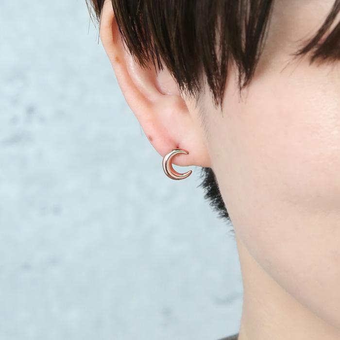 BLUE LEAF（ブルーリーフ） ピアス 月 三日月 ムーン サージカル