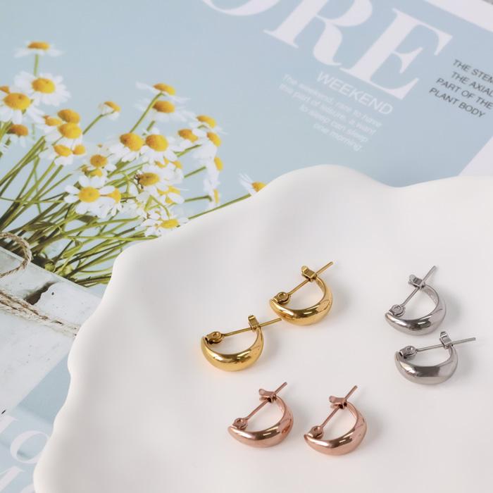 BLUE LEAF（ブルーリーフ） ムーンピアス 月型甲丸ピアス ピアス 