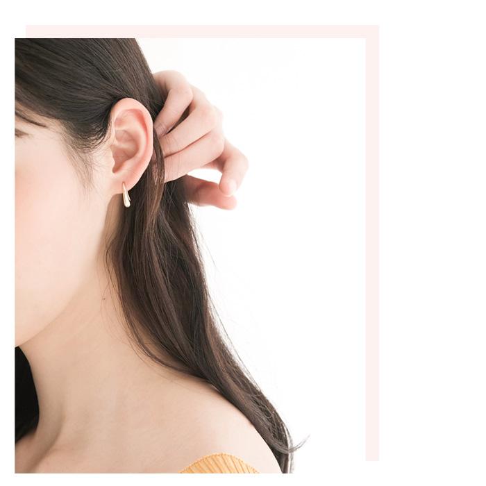 BLUE LEAF ピアス フックピアス しずく 雫 ティアドロップ k18 BLUE LEAF ピアス フックピアス しずく 雫 ティアドロップ k18