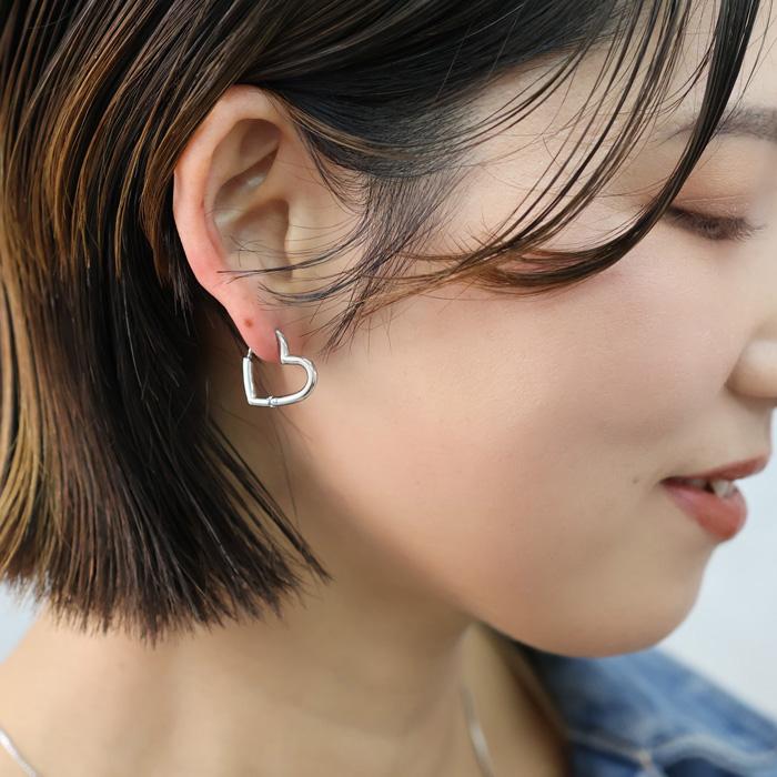 BLUE LEAF（ブルーリーフ） ピアス フープピアス ハート オープン