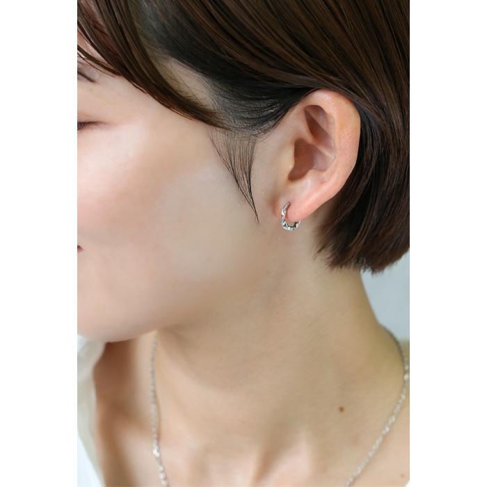 BLUE LEAF（ブルーリーフ） ピアス フープピアス ねじり ツイスト mini