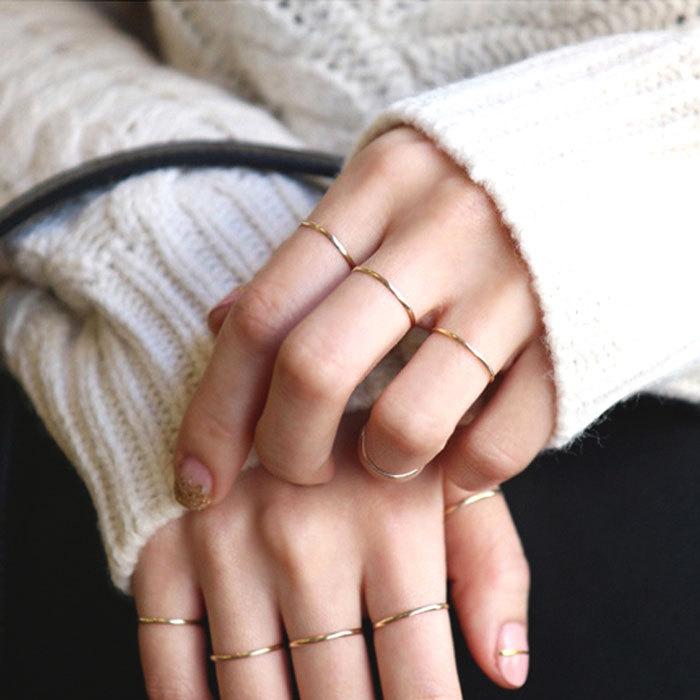 リング 指輪 1.4mm 極細 華奢リング ステンレスリング 安心素材 大人可愛い ジュエリー 金属アレルギー ピンキーリング ファランジリング | BLUE LEAF | 13