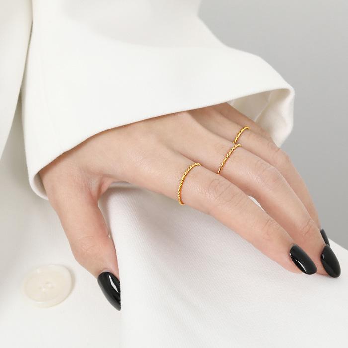 リング 指輪 ツイスト 1.5mm 極細 華奢リング ステンレスリング ジュエリー 金属アレルギー ピンキーリング ファランジリング サージカルステンレス | BLUE LEAF | 10