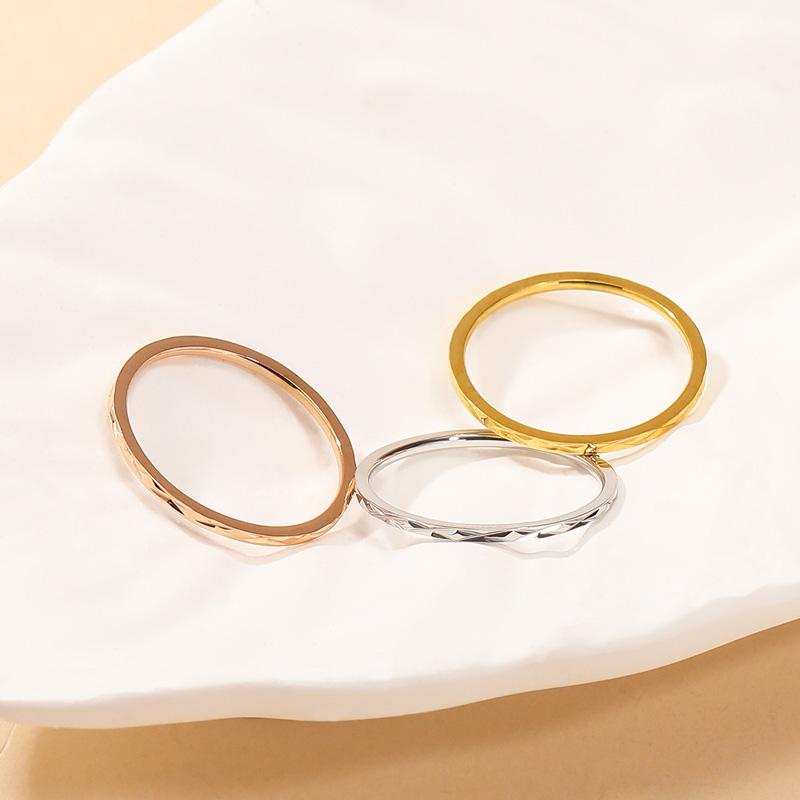 リング 指輪 カット 1mm ステンレス 極細 安心素材 大人可愛い ジュエリー 金属アレルギー ピンキーリング アクセサリー ファランジリング | BLUE LEAF