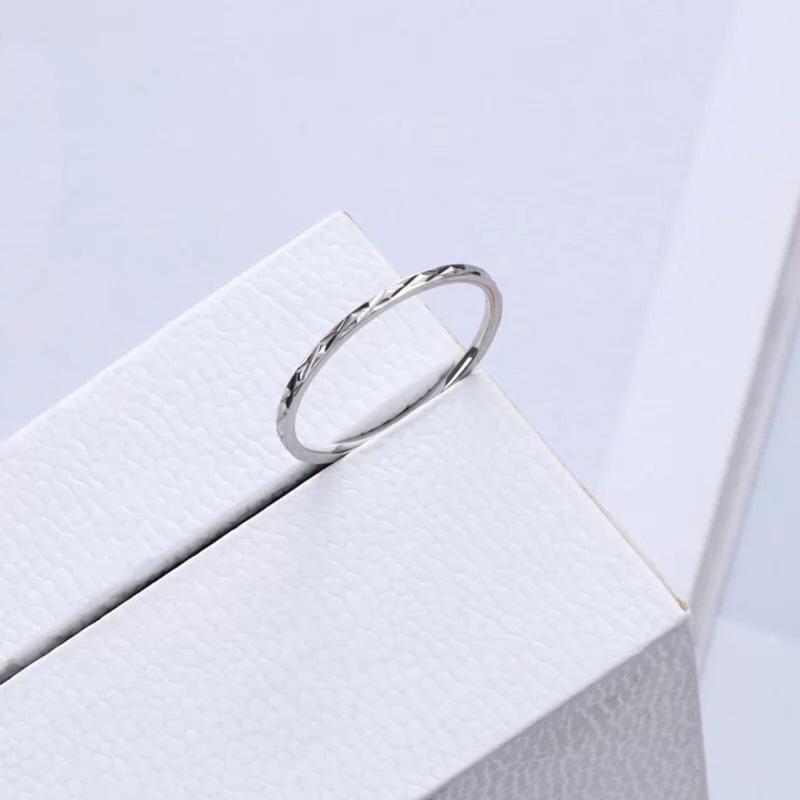 リング 指輪 カット 1mm ステンレス 極細 安心素材 大人可愛い ジュエリー 金属アレルギー ピンキーリング アクセサリー ファランジリング | BLUE LEAF | 17