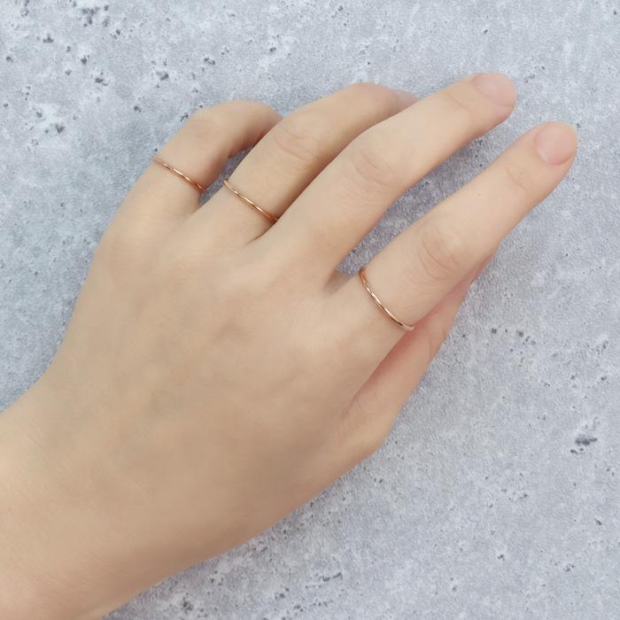 リング 指輪 1mm 極細 華奢リング ステンレスリング 安心素材 大人可愛い ジュエリー 金属アレルギー ピンキーリング ファランジリング | BLUE LEAF | 10