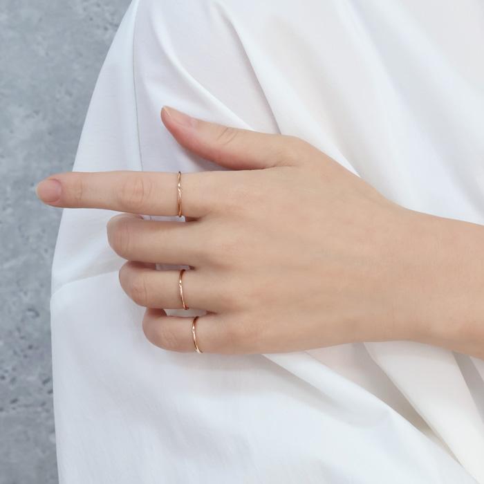 リング 指輪 1mm 極細 華奢リング ステンレスリング 安心素材 大人可愛い ジュエリー 金属アレルギー ピンキーリング ファランジリング | BLUE LEAF | 04