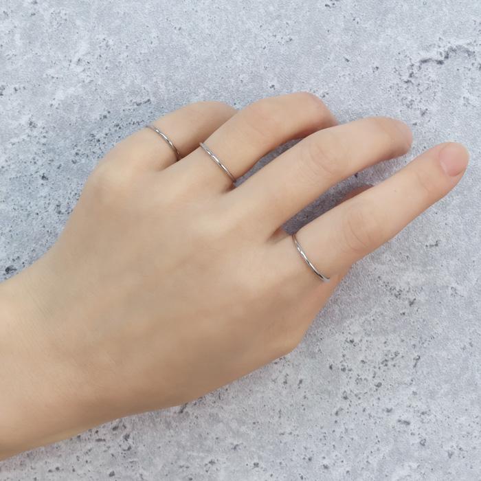 リング 指輪 1mm 極細 華奢リング ステンレスリング 安心素材 大人可愛い ジュエリー 金属アレルギー ピンキーリング ファランジリング | BLUE LEAF | 08