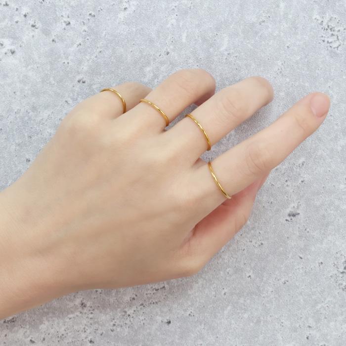 リング 指輪 1mm 極細 華奢リング ステンレスリング 安心素材 大人可愛い ジュエリー 金属アレルギー ピンキーリング ファランジリング | BLUE LEAF | 09