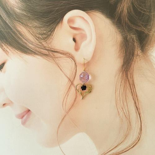 ハンドメイドピアス ハート＆ブラックローズ バイオレットVer