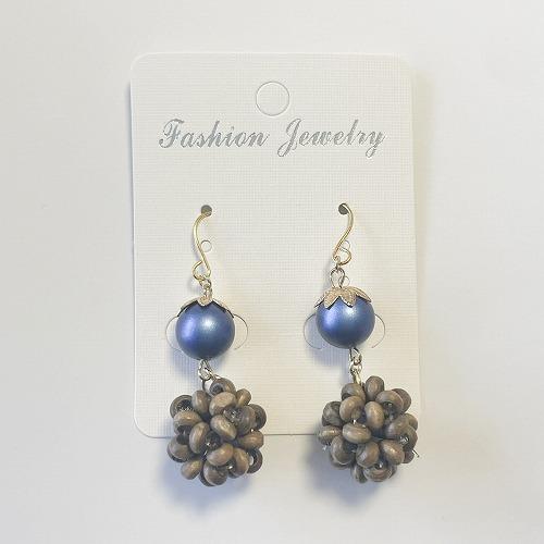 『5007』ハンドメイドピアス 5007』ハンドメイドピアス small right(スモールライト) 手作り