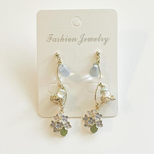 ハンドメイドピアス カエルと紫陽花 パープルVer.（イヤリング変更可 