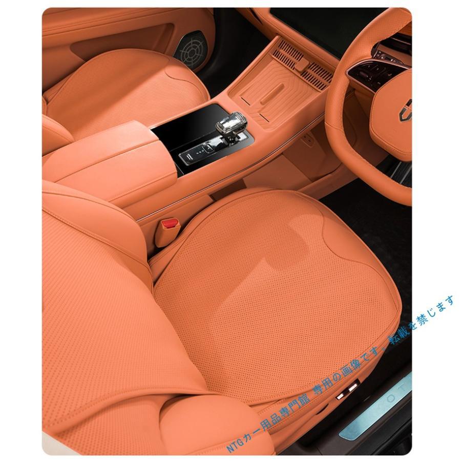 PORSCHE（ポルシェ） 911（992） シートカバー クッション 運転席/助手