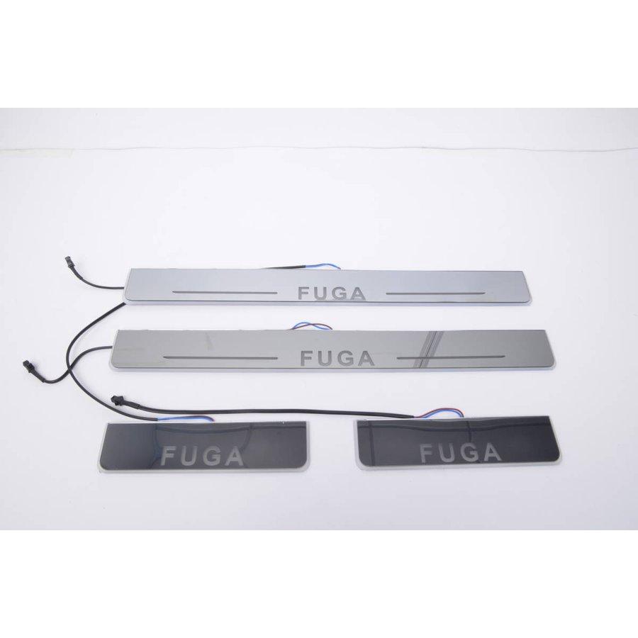 新品！NISSAN FUGA フーガY50/Y51流れるLEDスカッフプレート