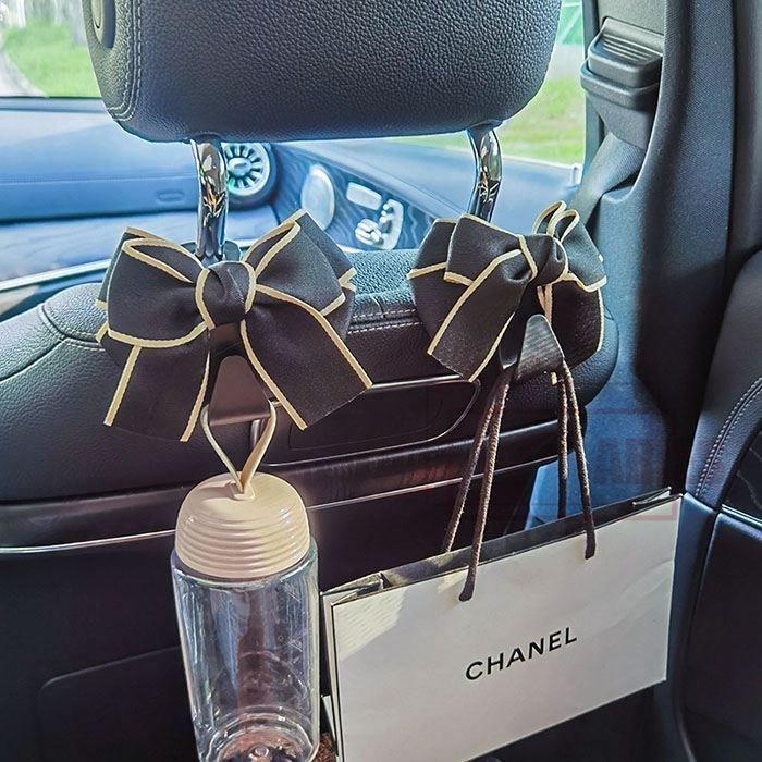 車用品 かわいい フック 物掛け リボン かわいい ヘッドレストフック 収納 コンパクト 引っ掛ける 荷物掛け 車用ハンガー 車載04st3 Al09 Cy11 243 青空ストア 通販 Yahoo ショッピング