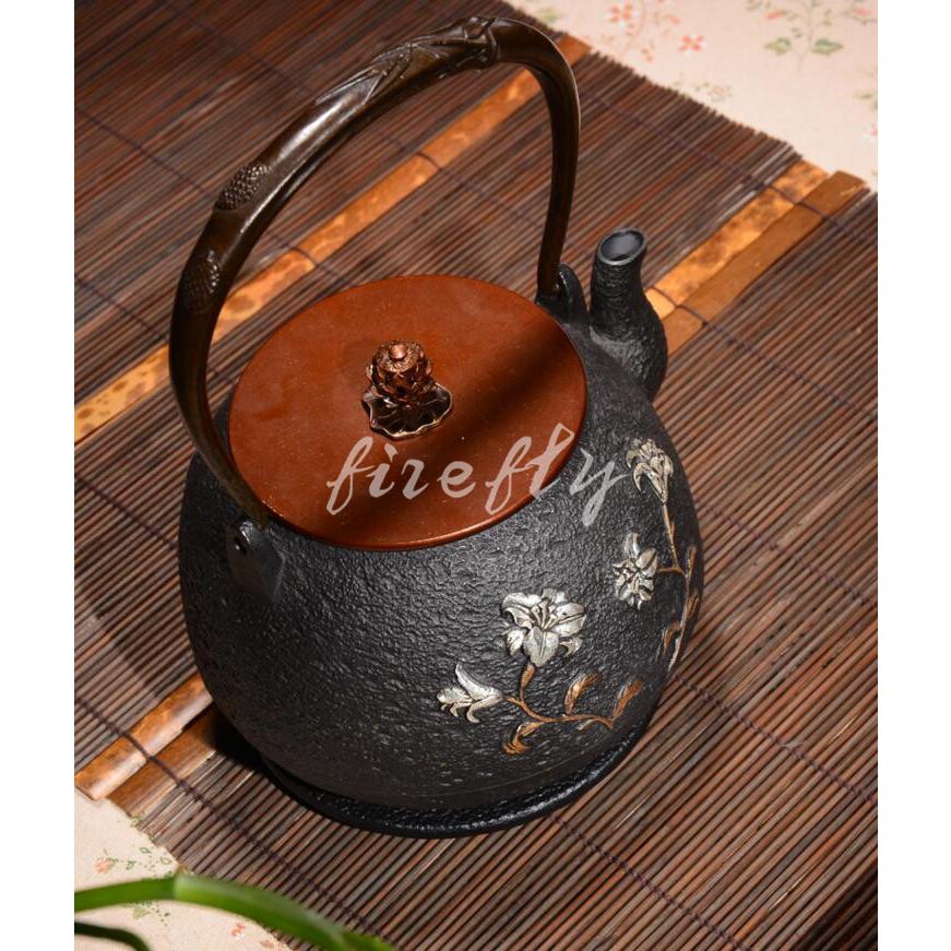大人気 煮茶壷 鋳鉄 鉄瓶 やかん ティーポット 日式 ユリ 彫刻の模様 水がスムーズに出られる お茶の味を高める 1 2l 8bhxukksds キッチン 日用品 文具 Fluorinet Com