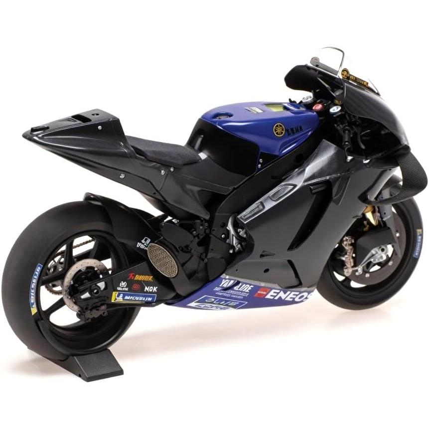 ミニチャンプス 1/12 ヤマハ YAMAHA YZR-M1 #46 バレンティーノ