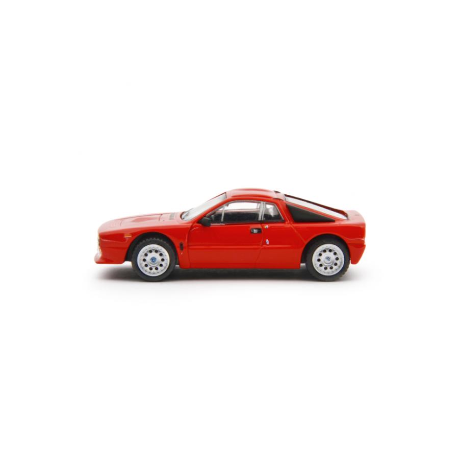 LAUDORACING 1/64 ランチア 037 ラリー ストラダーレ 1982 レッド