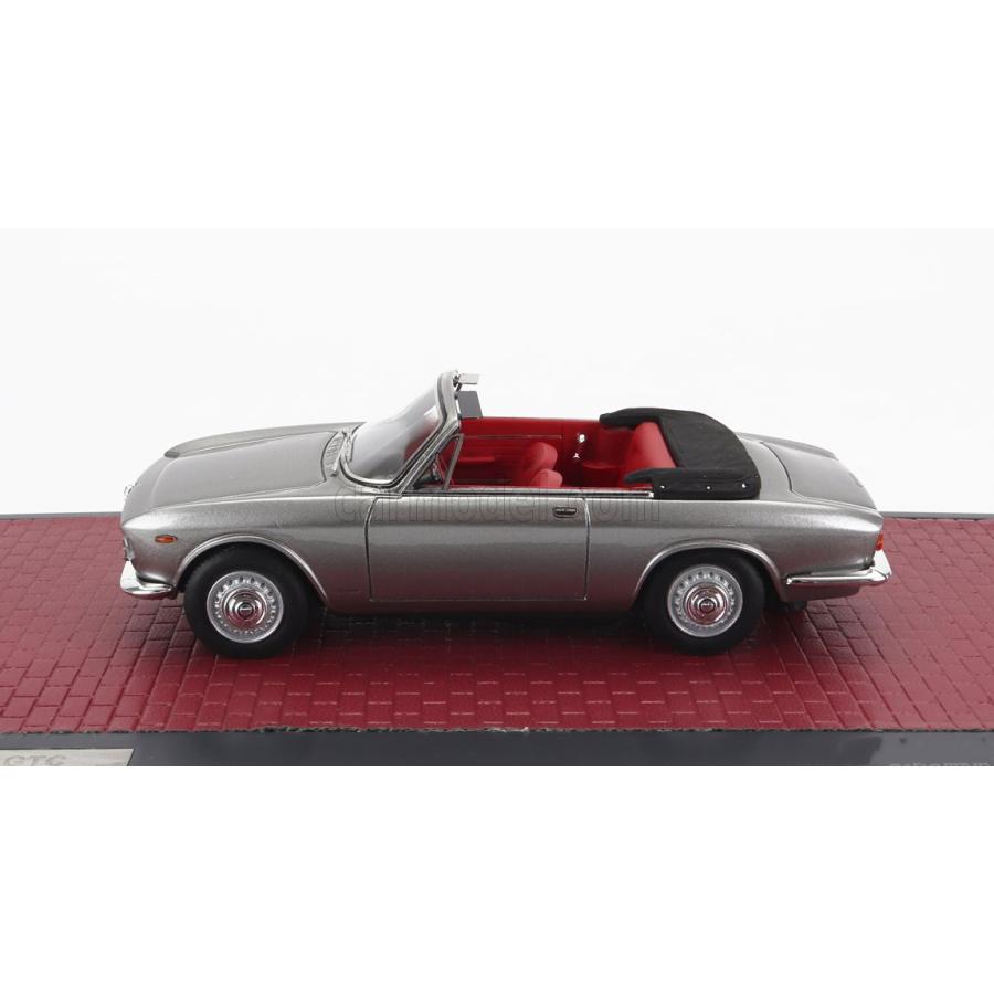 マトリックス 1/43 アルファロメオ ジュリア GTC カブリオレ マトリックス 1/43 アルファロメオ ジュリア GTC カブリオレ