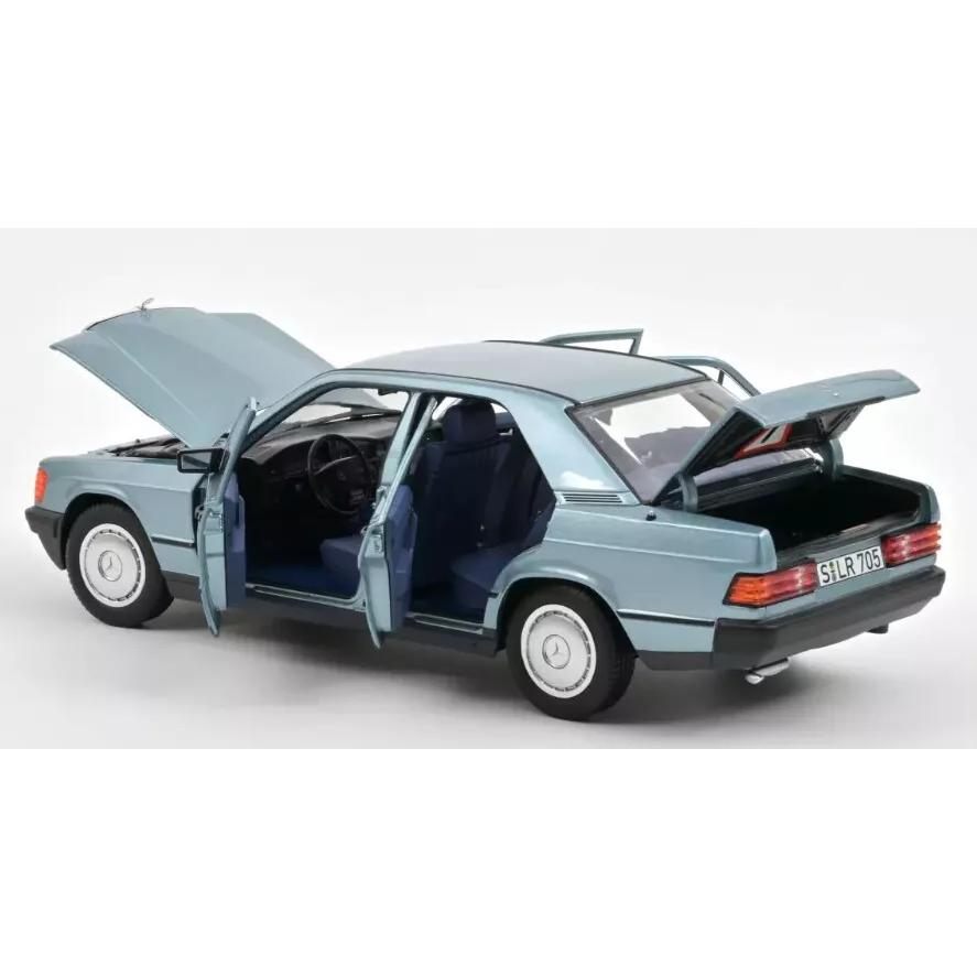 ノレブ 1/18 メルセデスベンツ 190E 1984 ライトブルー フル開閉 ノレブ 1/18 メルセデスベンツ 190E 1984 ライトブルー フル開閉