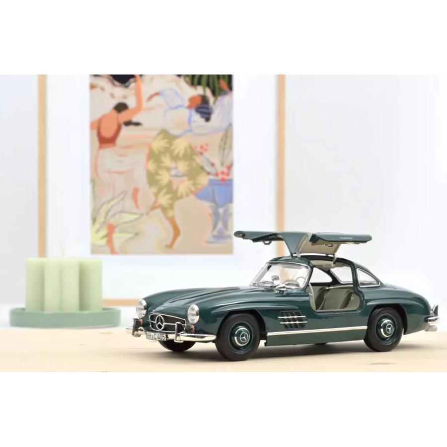 304-061 ノレブ 1/18 メルセデスベンツ 300 SL 1954 ノレブ 1/18 メルセデスベンツ 300 SL 1954 グリーン