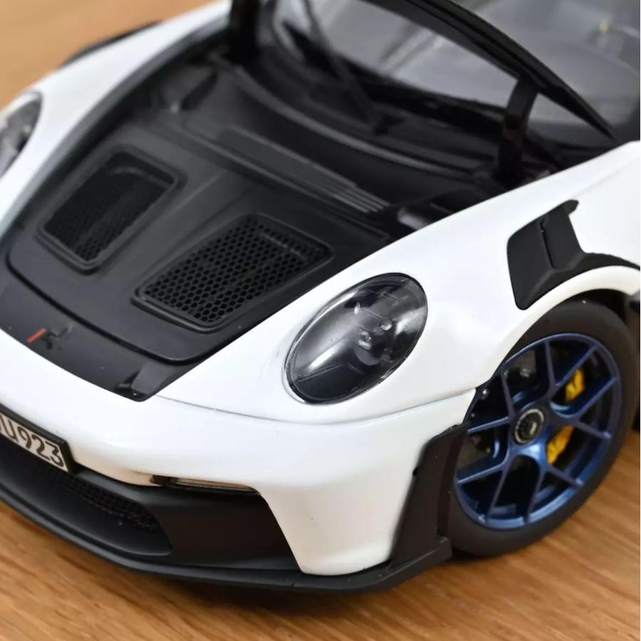 ノレブ 1/18 ポルシェ 911 (992) GT3 RS ヴァイザッハパッケージ ノレブ 1/18 ポルシェ 911 (992) GT3 RS ヴァイザッハパッケージ