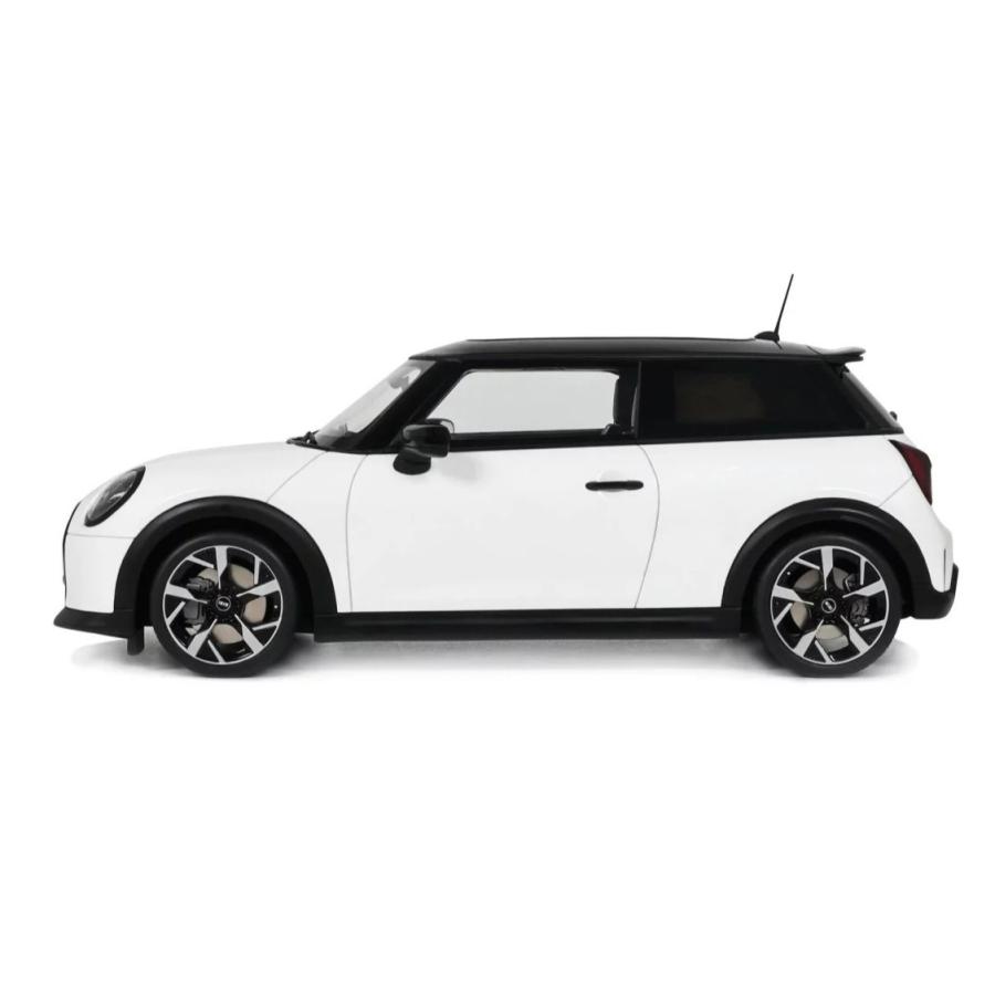 OttO mobile オットーモービル 1/18 ミニクーパー S 2025 ナヌーク