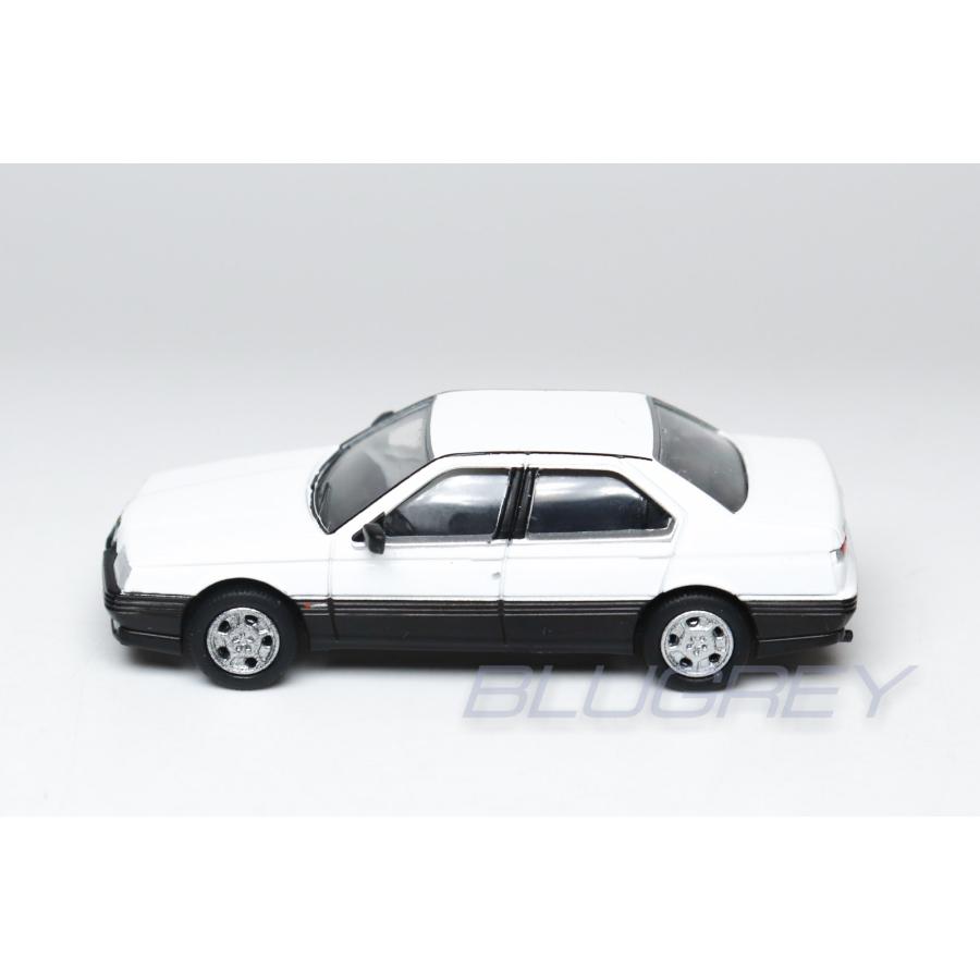 Alfa Romeo BC ミニカー 1/43 ホワイト ディスプレイケース付き Alfa Romeo BC ミニカー 1/43 ホワイト ディスプレイケース付き