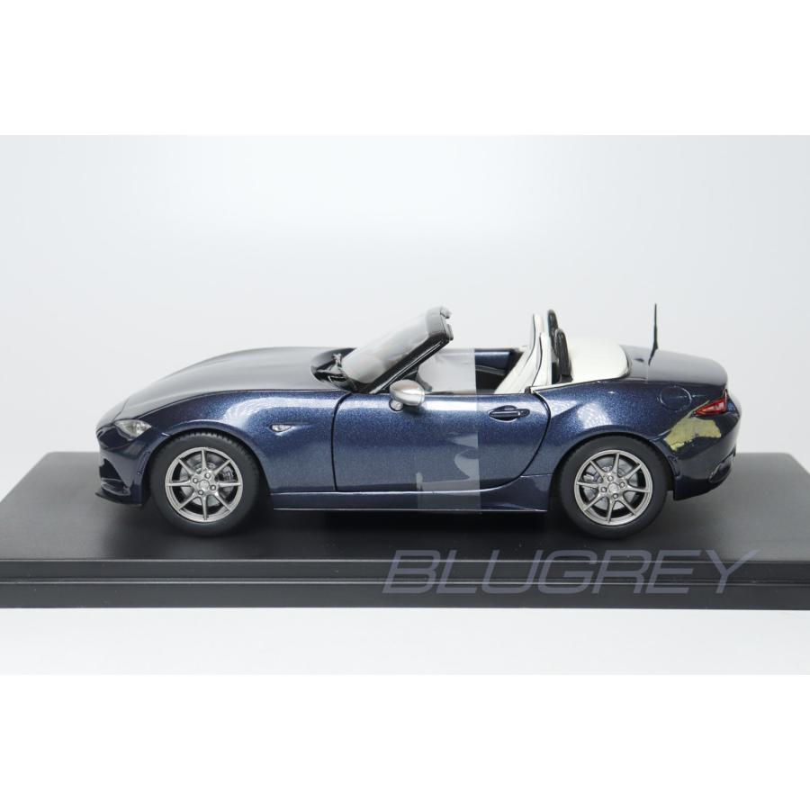 WHITEBOX 1/24 マツダ MX-5 (ロードスター) 2019 ダークブルー RHD