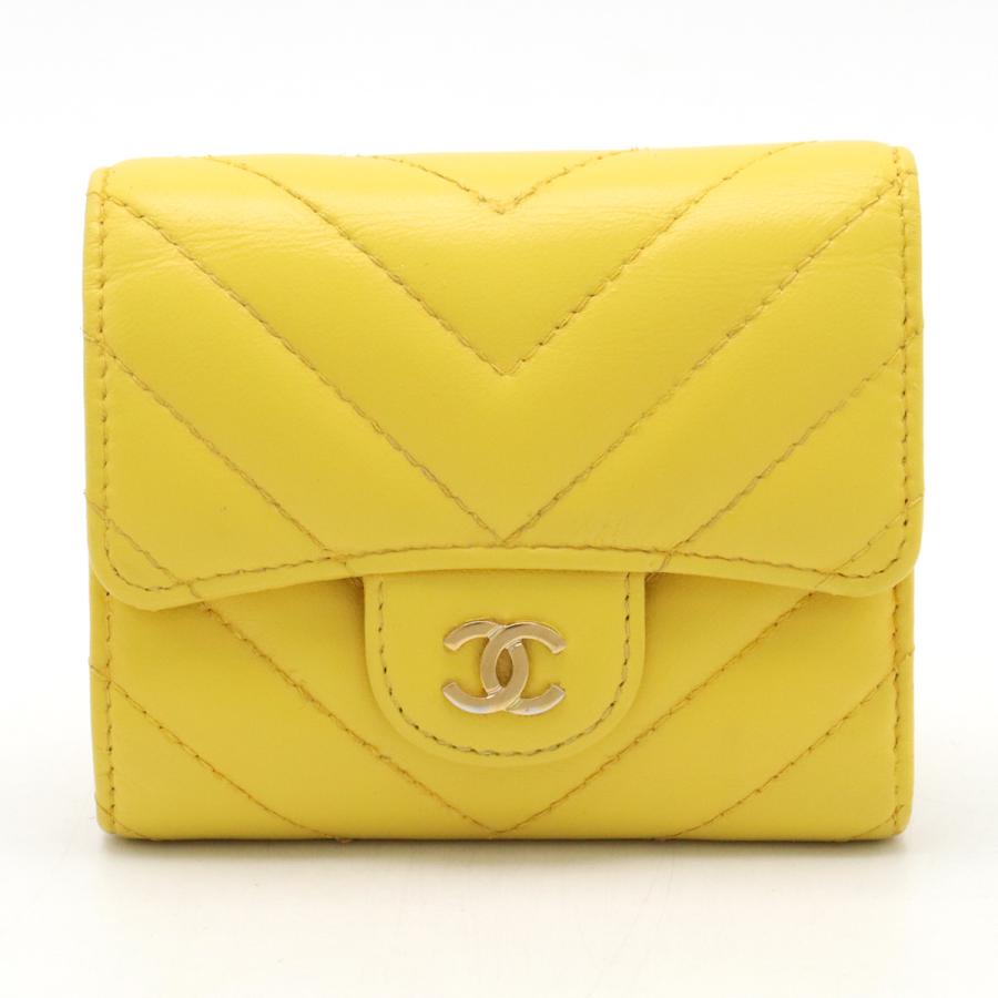 CHANEL シャネル シェブロン Vステッチ ココマーク 3つ折財布 三 CHANEL シャネル シェブロン Vステッチ ココマーク 3つ折財布 三