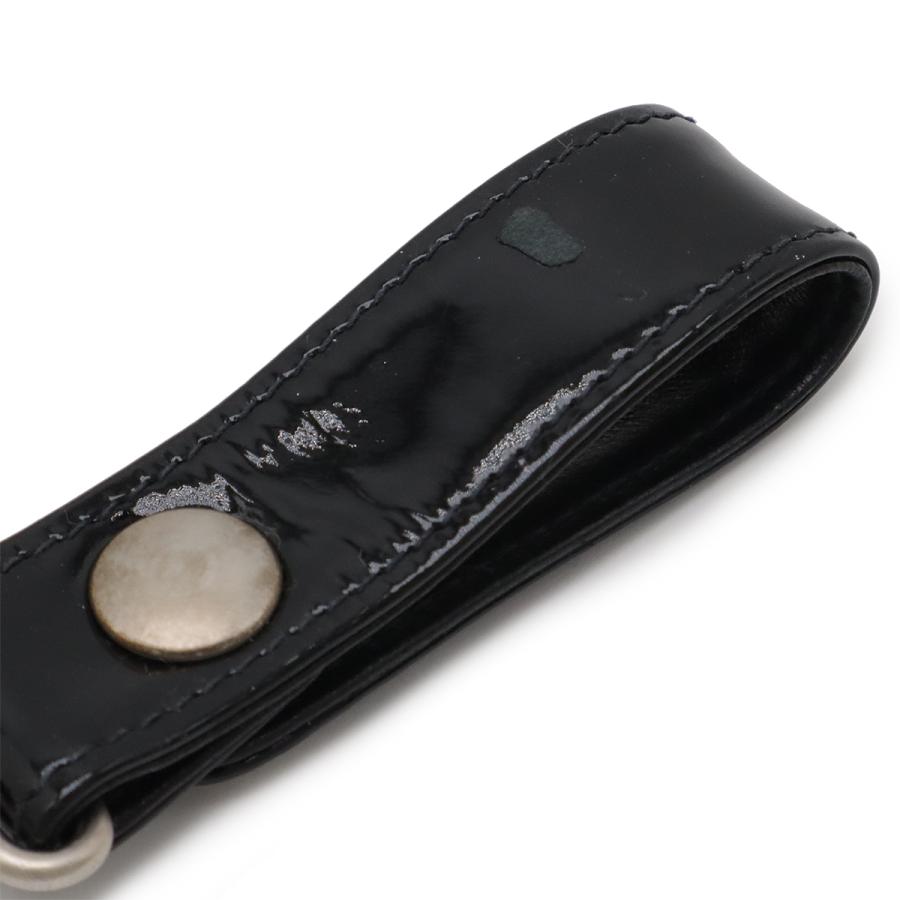 CHANEL シャネル ココマーク パスポートケース パスポートカバー カードケース パテントレザー エナメル ブラック 黒 シルバー金具 チェーン付き | CHANEL | 04