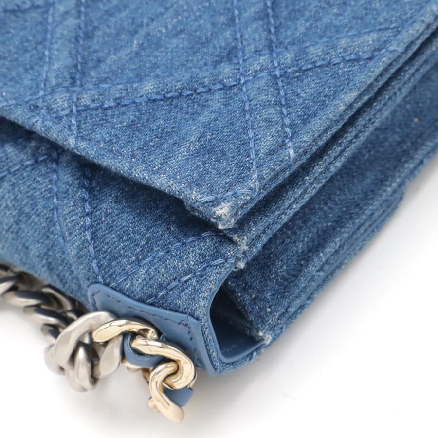 CHANEL シャネル シャネル19 ココマーク ポシェット チェーンショルダーバッグ ポーチ フォンケース スマホケース 携帯 デニム ブルー CHANEL（シャネル） シャネル19 ココマーク ポシェット チェーン