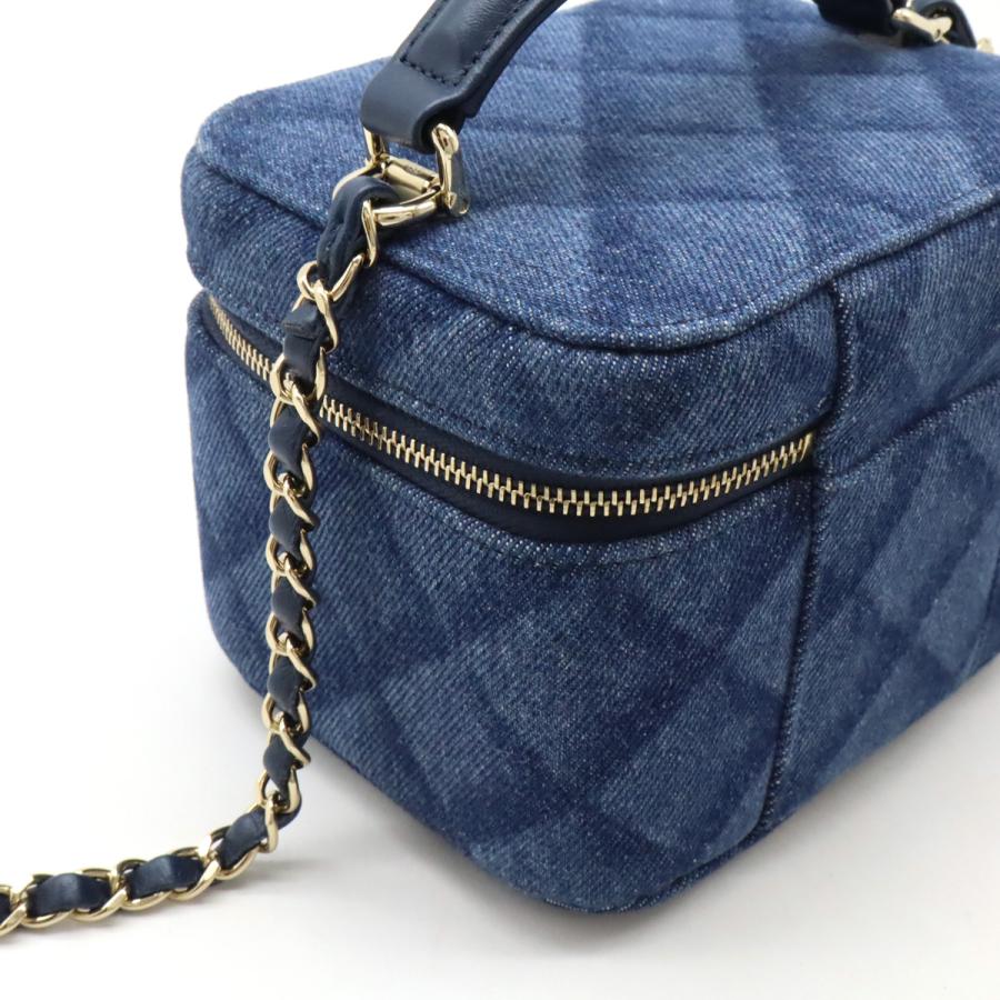CHANEL（シャネル） マトラッセ チェーンヴァニティ ココマーク 