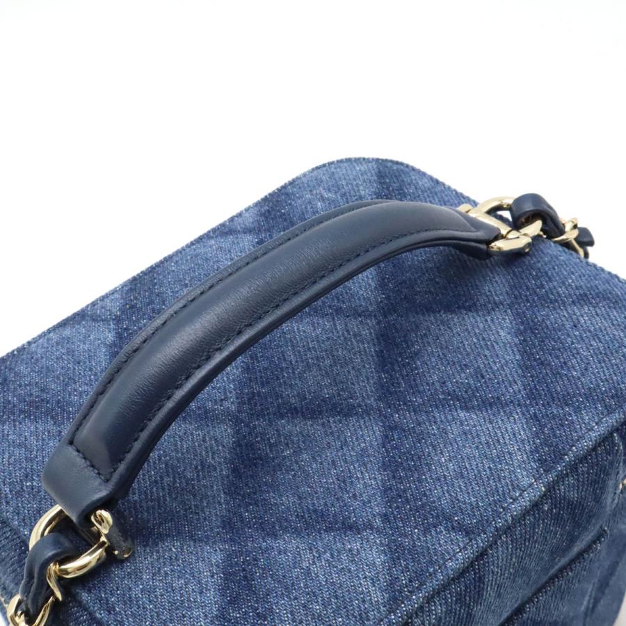 CHANEL（シャネル） マトラッセ チェーンヴァニティ ココマーク