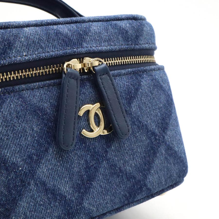 CHANEL（シャネル） マトラッセ チェーンヴァニティ ココマーク 