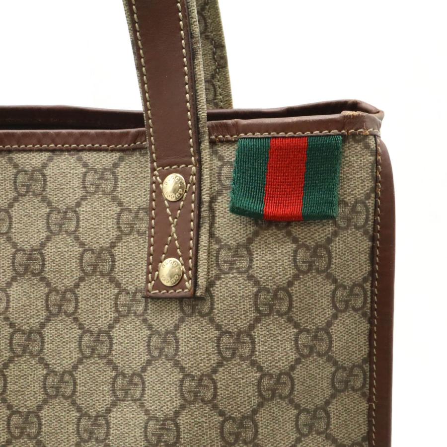 Gucci ブラウン レザートートバッグ フック クロージャー付き ラージ トートバッグライトブラウン