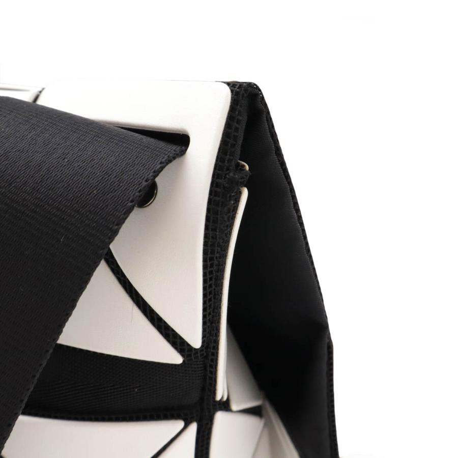 BAO BAO ISSEY MIYAKE ショルダー/メッセンジャーバッグ BAO ISSEY MIYAKE バオバオ イッセイミヤケBAO メッセンジャー
