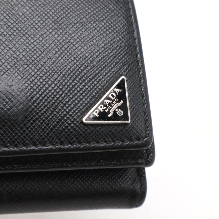 PRADA（プラダ） トライアングルロゴ コンパクトウォレット 3つ折財布