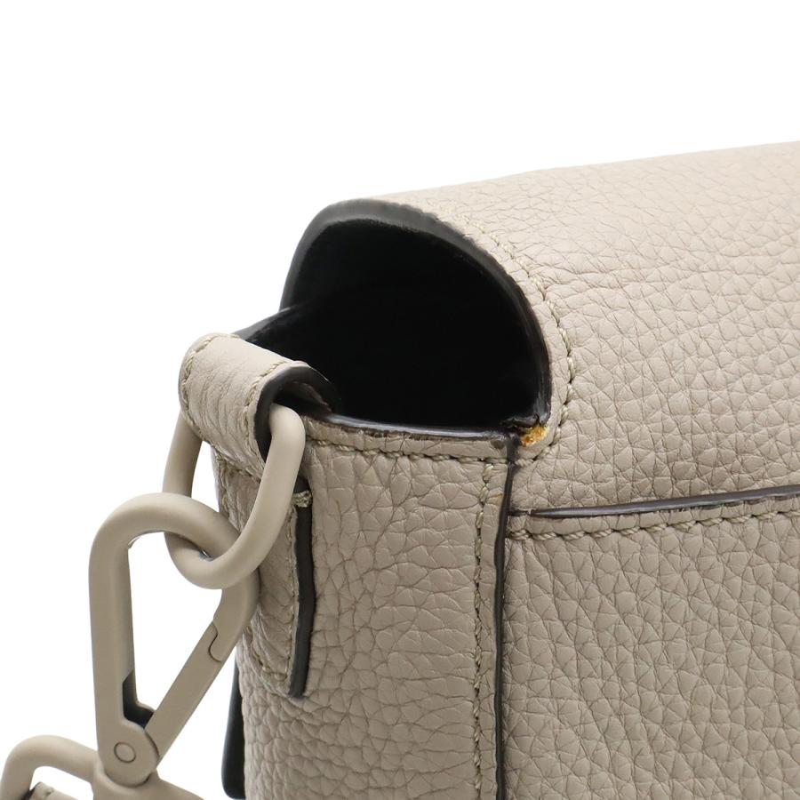 FENDI フェンディ バゲット メッセンジャーバッグ ショルダーバッグ ミディアム 斜め掛け カーフレザー グレー 7VA537 FENDI フェンディ バゲット メッセンジャーバッグ ショルダーバッグ