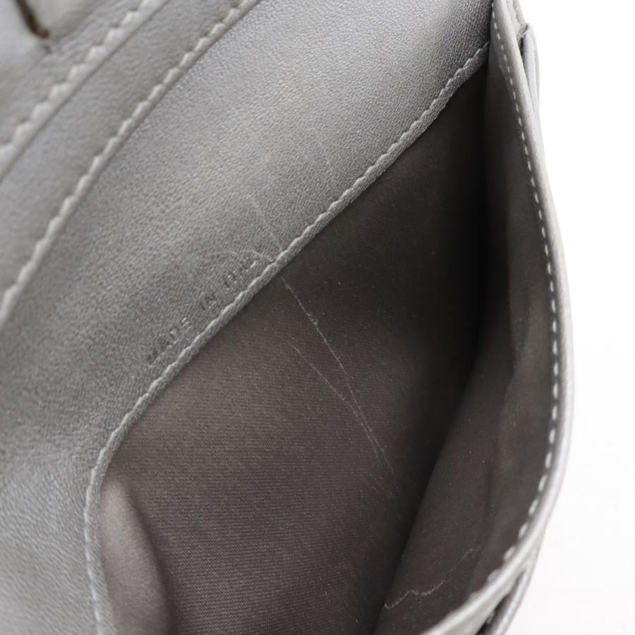 CHANEL（シャネル） カメリア エンボス ココマーク 2つ折財布 二つ折り