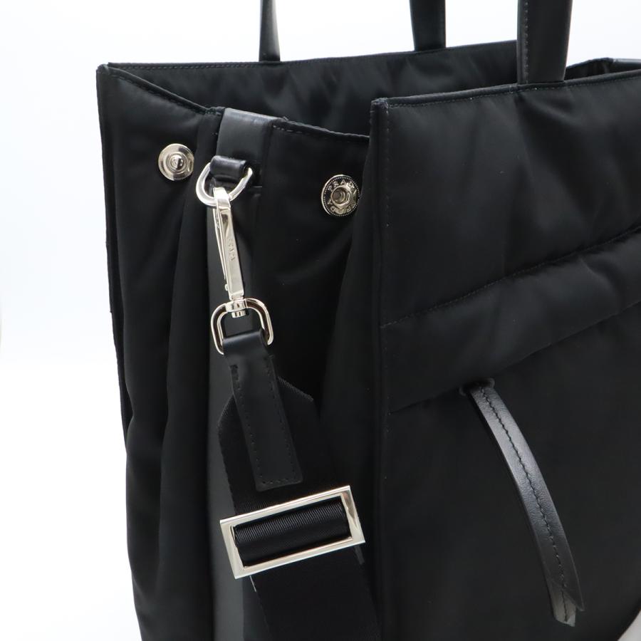 PRADA（プラダ） TESSUTO+VITELLO テスート トライアングルロゴ